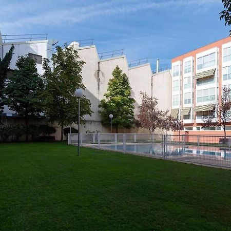 Vivienda Con Zona De Trabajo, Piscina Y Parking Lejlighed Madrid Eksteriør billede